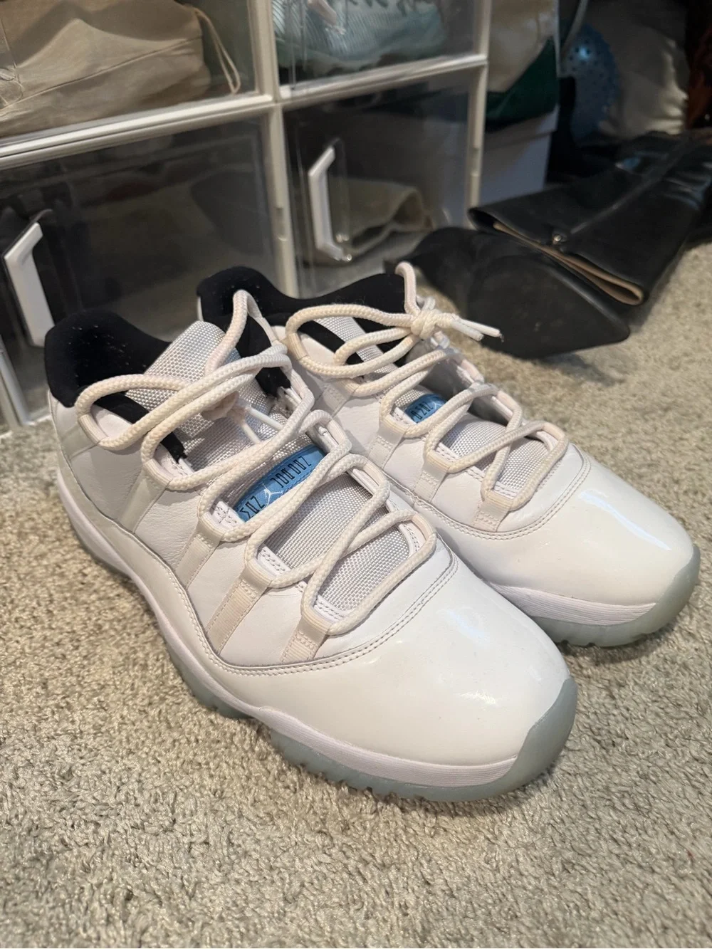 Jordan 11 Retro Low